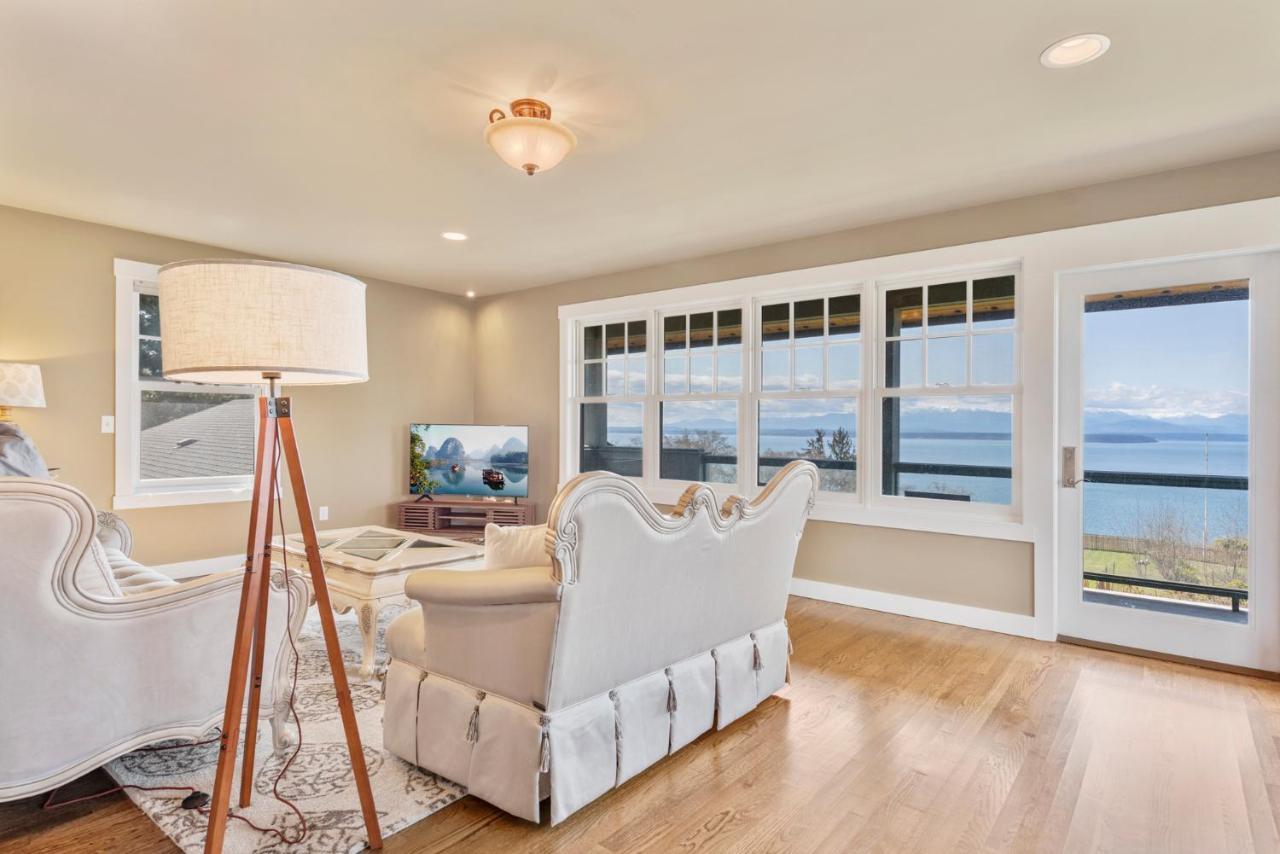 @ Marbella Lane - Waterfront Studio Whidbey Island Apartment Купвил Екстериор снимка