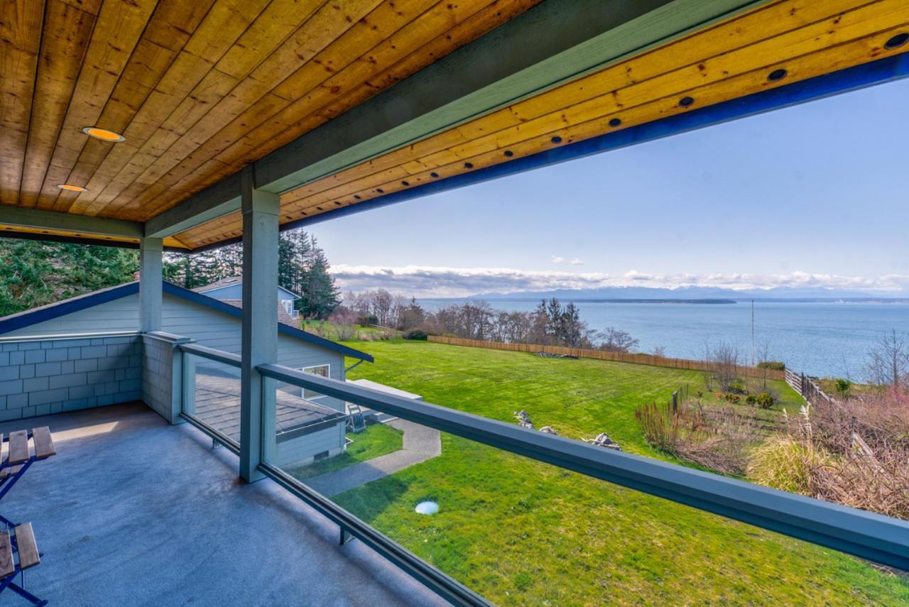@ Marbella Lane - Waterfront Studio Whidbey Island Apartment Купвил Екстериор снимка